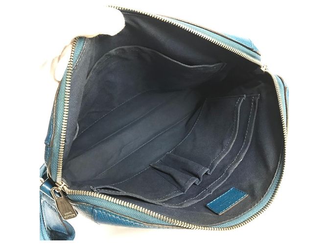 Bolso Mensajero PM Taiga Grigori Louis Vuitton Azul - vista 14