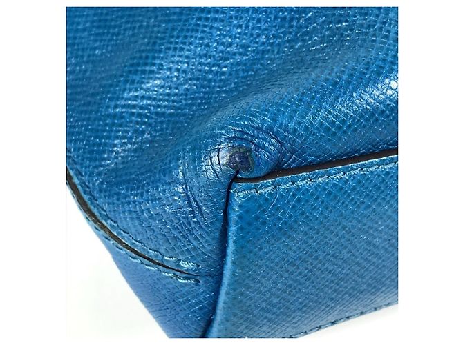 Bolso Mensajero PM Taiga Grigori Louis Vuitton Azul - vista 7