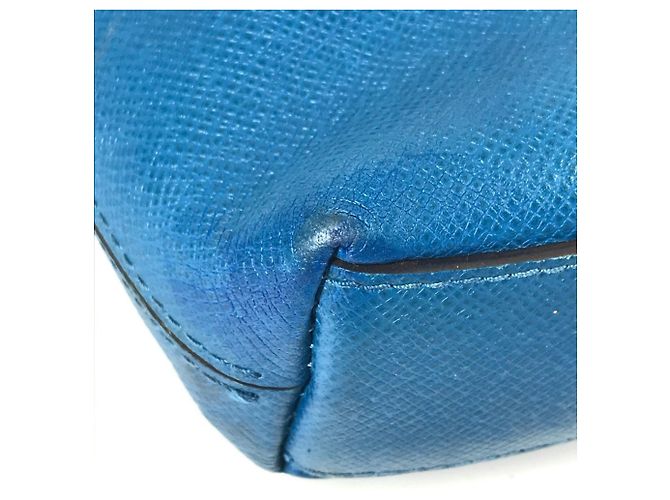 Bolso Mensajero PM Taiga Grigori Louis Vuitton Azul - vista 9