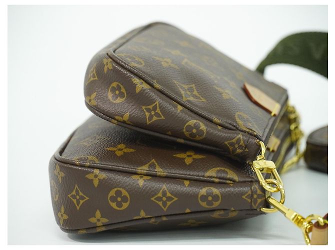 Louis Vuitton Multi Pochette Accessoires in Tela Monogram Marrone - vista 3