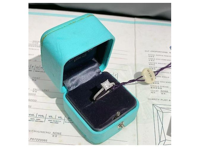 Verlobungsring mit Princess-Schliff-Diamant Novo oder Soleste von Tiffany & Co. Silber - Ansicht 2