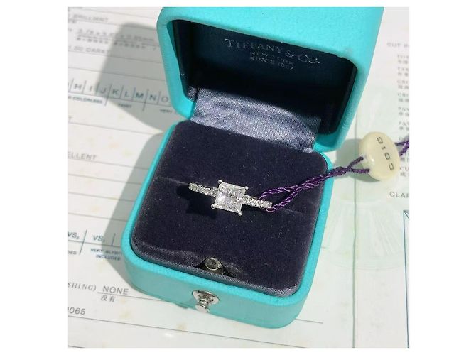 Verlobungsring mit Princess-Schliff-Diamant Novo oder Soleste von Tiffany & Co. Silber - Ansicht 3