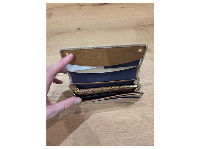 Prada Saffiano Leder Geldbörse Sand Caramel Karamell - Ansicht 6