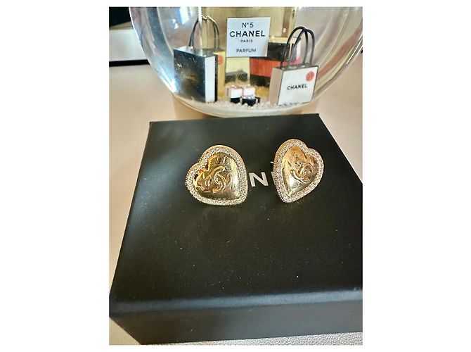 Orecchini Chanel dorati in acciaio D'oro - vista 4