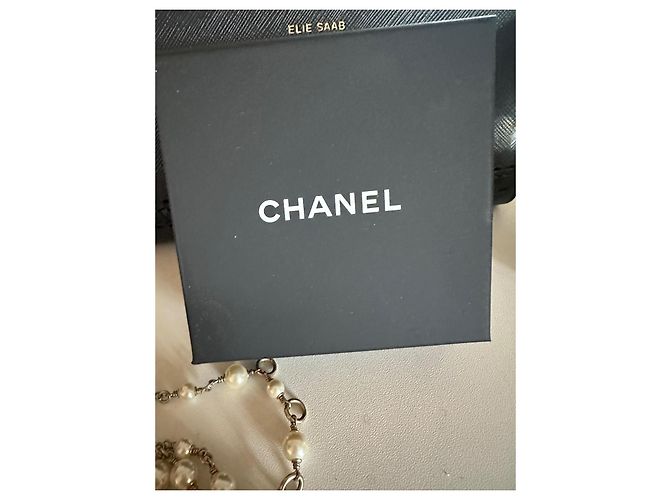 Orecchini Chanel dorati in acciaio D'oro - vista 5