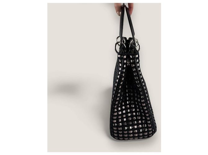 Christian Dior Diorissimo Tasche aus mittlerem metallischem Tweed mit Dior-Patch Dunkelblau - Ansicht 13