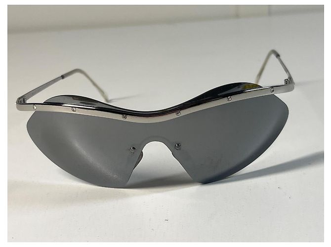 Emanuel Ungaro 3030 Sonnenbrille Silber Metall - Ansicht 2
