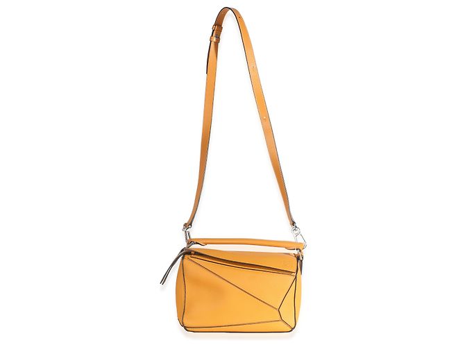 Borsa Puzzle Piccola in Pelle di Vitello Grana Gialla Loewe Giallo - vista 5