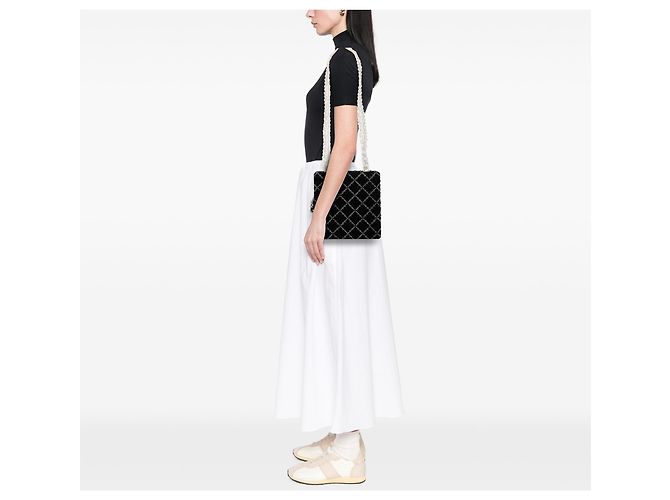 Borsa da shopping con catena e zip in tweed nero e resina Chanel - vista 7