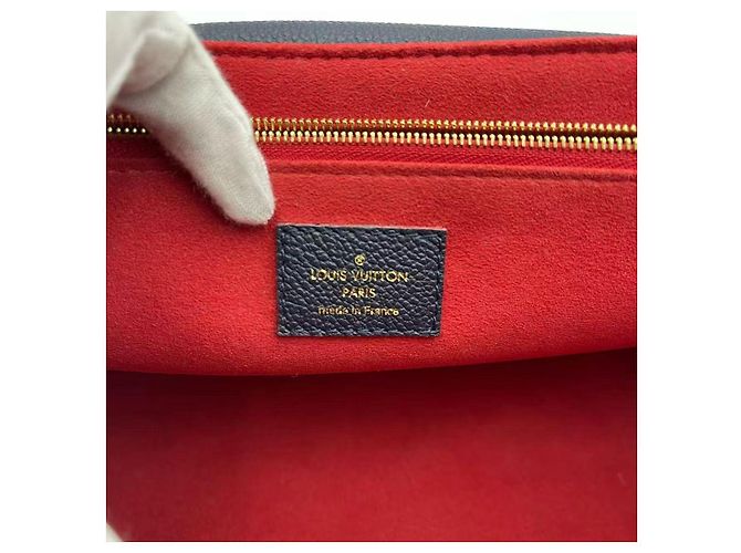 Borsa a spalla Vavin PM Louis Vuitton in pelle Monogram Empreinte blu navy. - vista 7