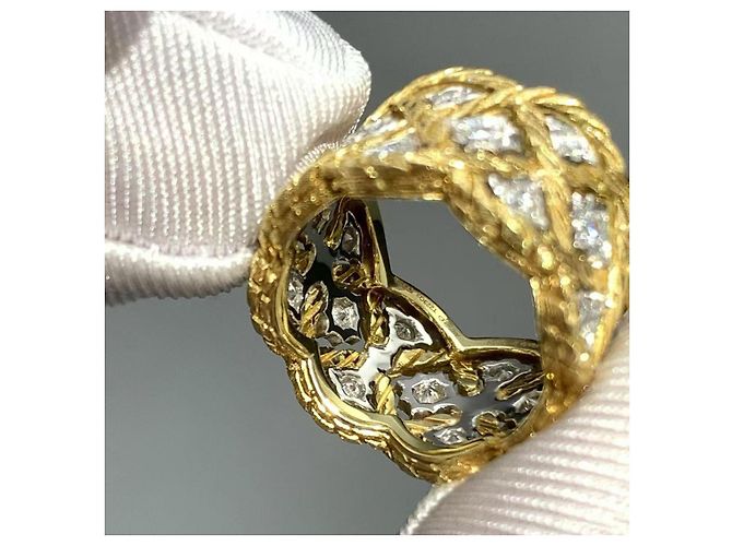 Buccellati gold and diamond cocktail ring - view 4