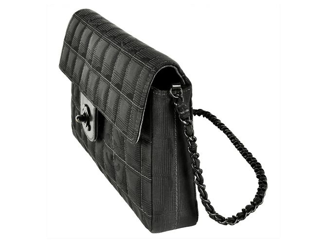 CHANEL Nuova Linea da Viaggio Borsa a Spalla con Catena Nero - vista 3