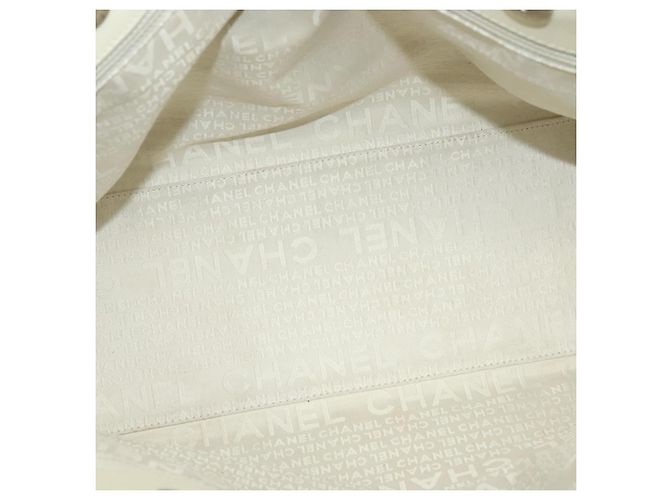 Chanel Reissue Cerf Executive Tote aus Leder Mittel Weiß - Ansicht 5