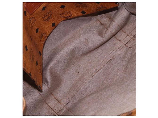 Borsa a spalla MCM Visetos in PVC Marrone - vista 5