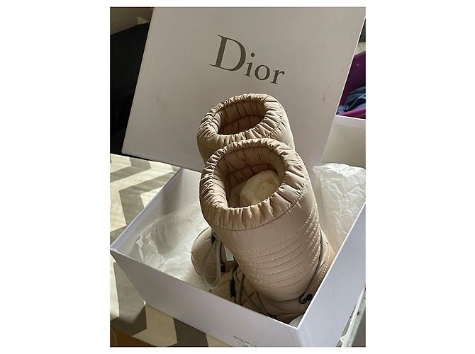 Botas Dior Moon Boots Bege em couro de avestruz infantil - vista 10