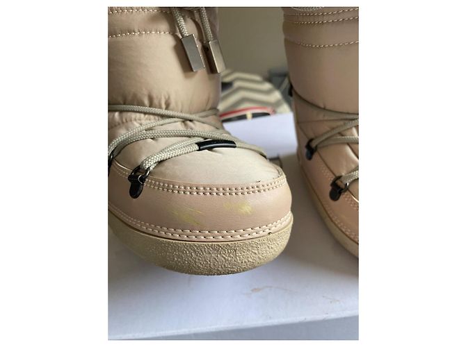 Botas Dior Moon Boots Bege em couro de avestruz infantil - vista 3