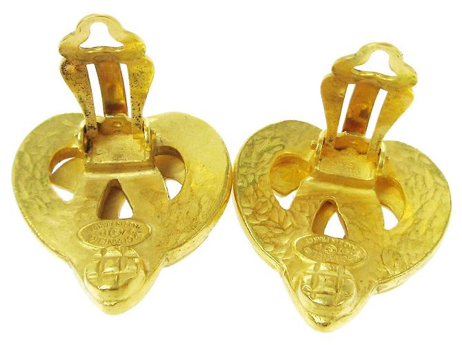 Chanel Vintage CC Heart Clip-On Metal Small Golden - view 3