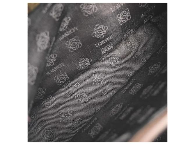 Loewe Anagram Leather Marrone - vista 3