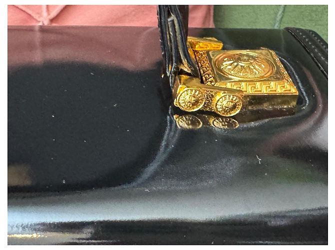 Gianni Versace Borsa Vanity Sunburst di Versace Nero - vista 5