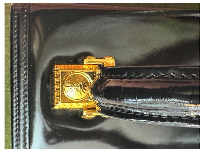 Gianni Versace Borsa Vanity Sunburst di Versace Nero - vista 6