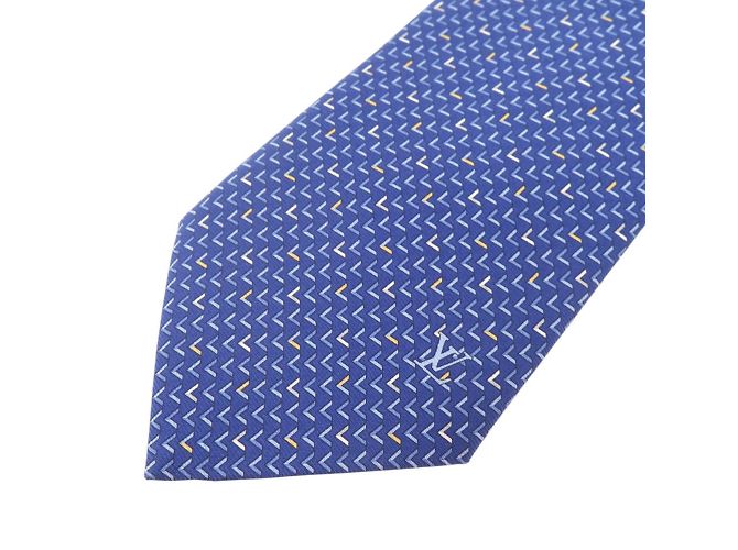 Louis Vuitton Silk Cravat in Blue - view 4
