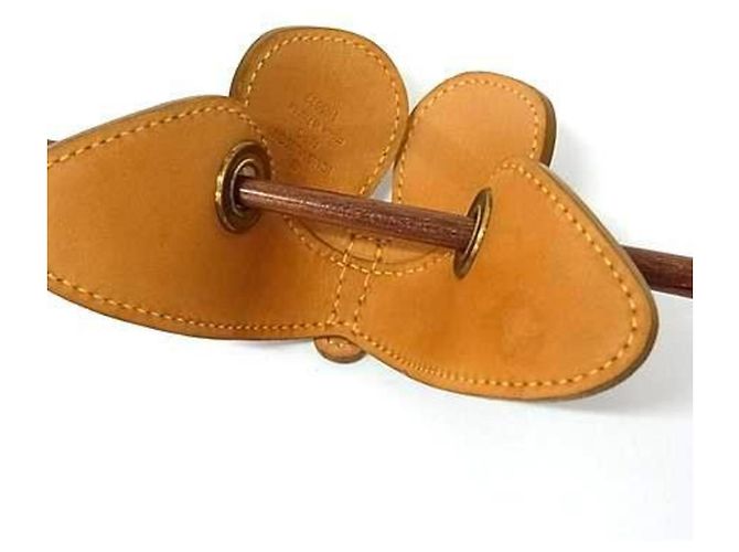 Accessorio per capelli Kanzashi Farfalla Comte de Faye Monogramma Louis Vuitton Bronzo - vista 3
