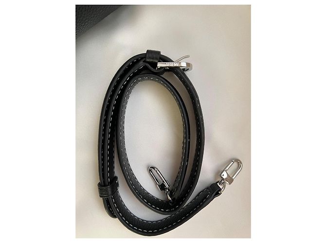 Borsa a mano Totême T-Lock in pelle granulata nera Nero - vista 6