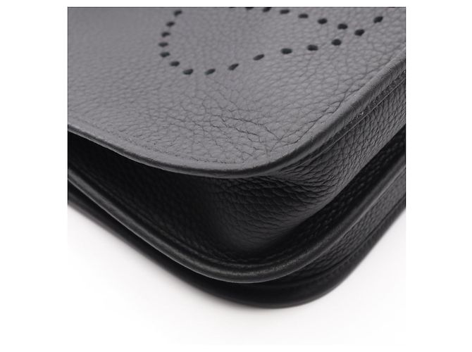 Borsa a Spalla Hermès Evelyn 3 Trois PM Nero - vista 6