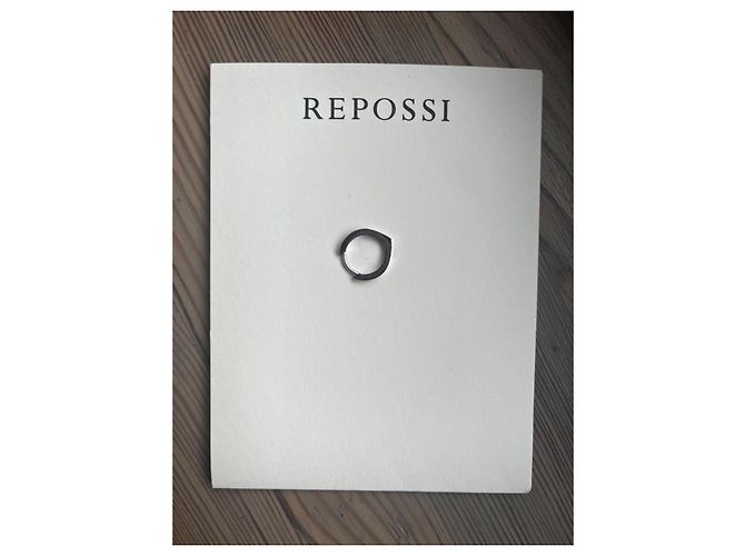 Orecchini a cerchio Repossi Antifer in oro bianco e diamanti - vista 4