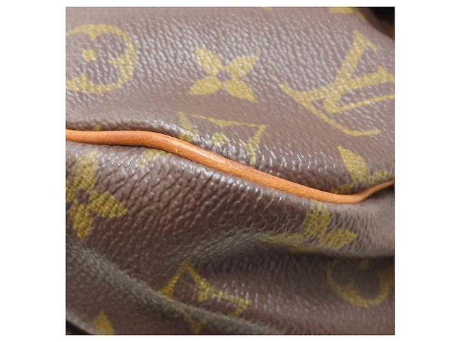 Borsa a Spalla Saumur MM M40710 Louis Vuitton Monogramma - vista 26