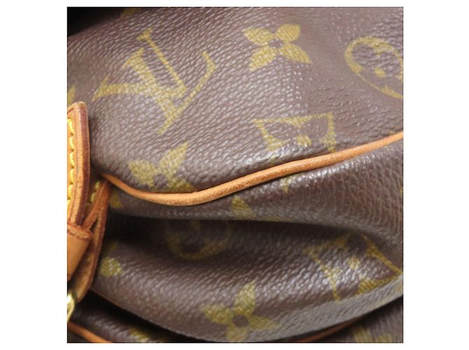 Borsa a Spalla Saumur MM M40710 Louis Vuitton Monogramma - vista 29