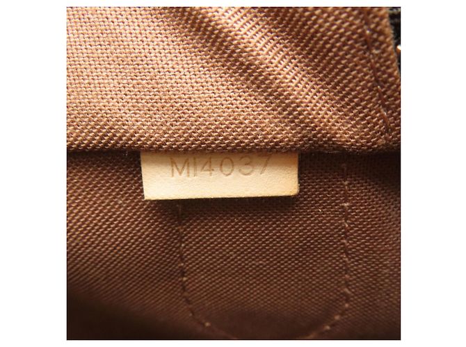 Louis Vuitton Montorgueil GM Tote Bag Monogram - view 7