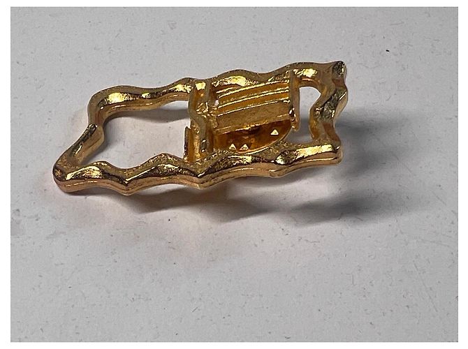 Spilla Torrente a forma di bandiera oro D'oro - vista 3