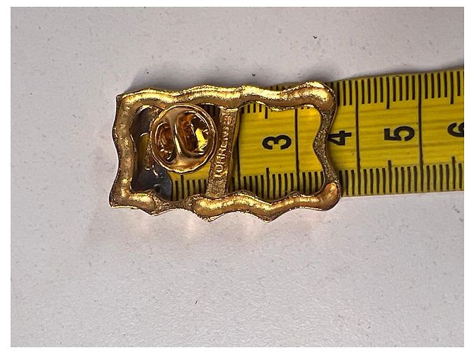 Spilla Torrente a forma di bandiera oro D'oro - vista 6