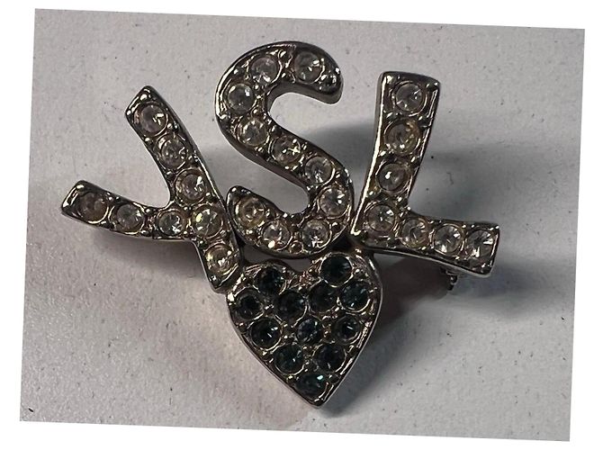 Yves Saint Laurent Spilla YSL in metallo argentato e strass Argento - vista 3