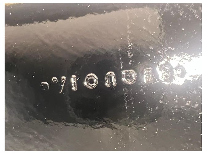 Autre Marque SEQUOIA Schwarze lackierte Leder-Zip-Geldbörse Sequoia Paris - Ansicht 3