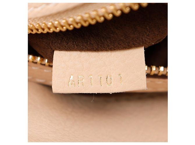 Borsa Louis Vuitton Mahina Shiels PM Beige - vista 13