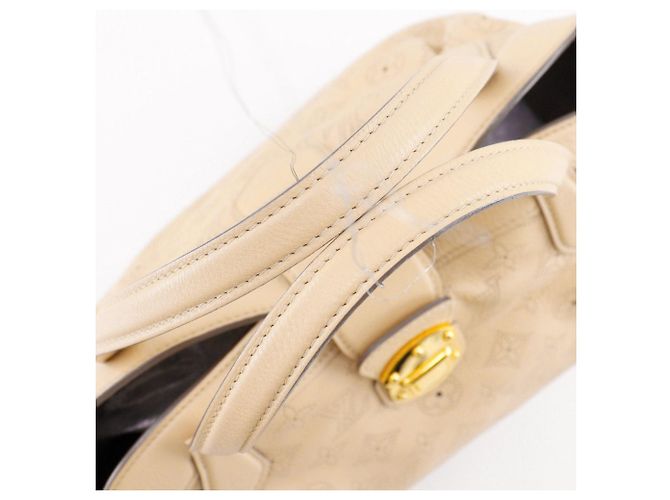 Borsa Louis Vuitton Mahina Shiels PM Beige - vista 5