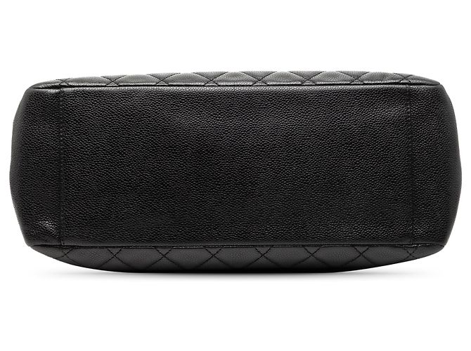 Chanel Große Einkaufstasche aus schwarzem Kaviar - Ansicht 3