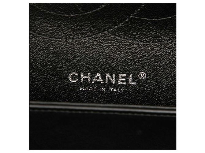 Chanel Noir Jumbo Classique Chevron en Cuir Verni Double Rabat - vue 5