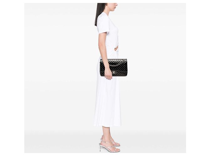 Chanel Noir Jumbo Classique Chevron en Cuir Verni Double Rabat - vue 7