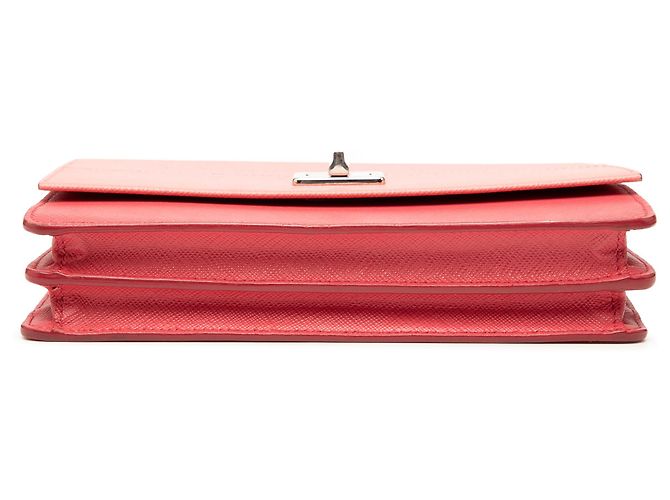 Cartera Prada Saffiano Rosa con Cierre de Giro en Correa - vista 3