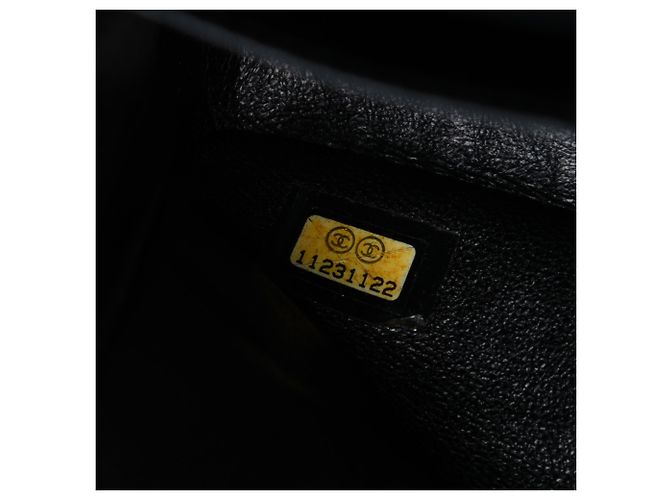 Chanel Nero Medio Classico Perforato in Agnello Doppio Faldone - vista 5