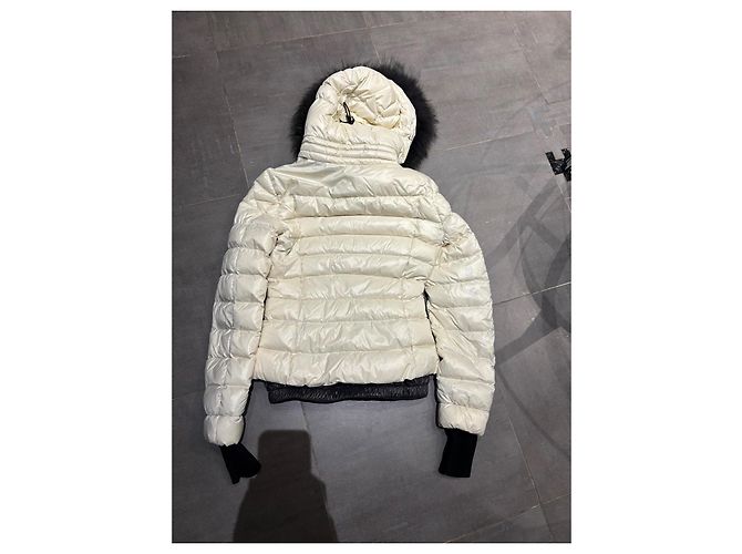 Abrigo Moncler Grenoble con Piel Negra Blanco - vista 3