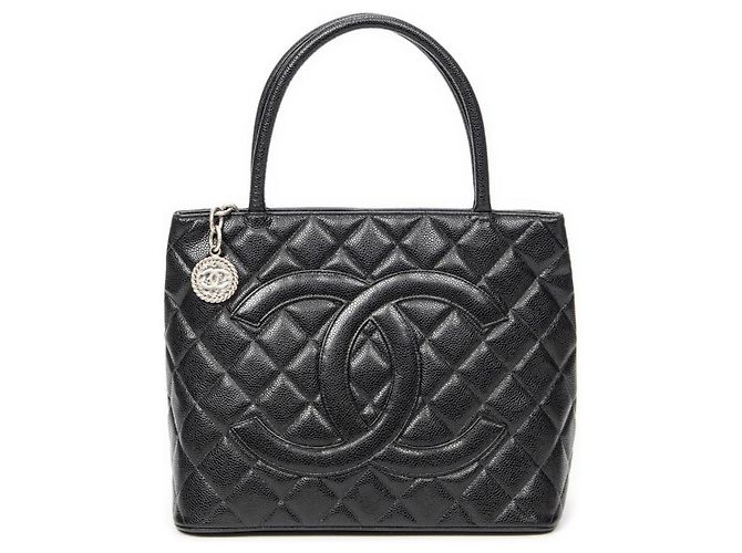 Borsa Chanel Medaillon Tote in pelle caviar nera Nero - vista 14