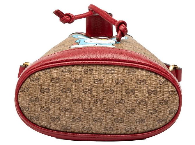 Borsa a secchiello in PVC Micro GG Supreme Doraemon di Gucci Marrone - vista 3