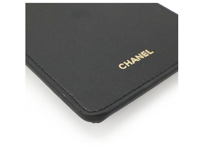 Capa de telefone em couro Chanel Coco Crush com alça cruzada Preto - vista 3