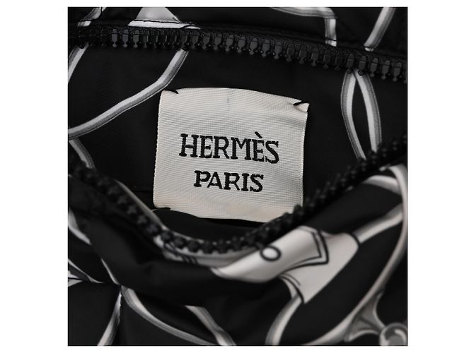 Hermès 2022 La Promenade du Matin Weste aus schwarzem Polyester - Ansicht 7