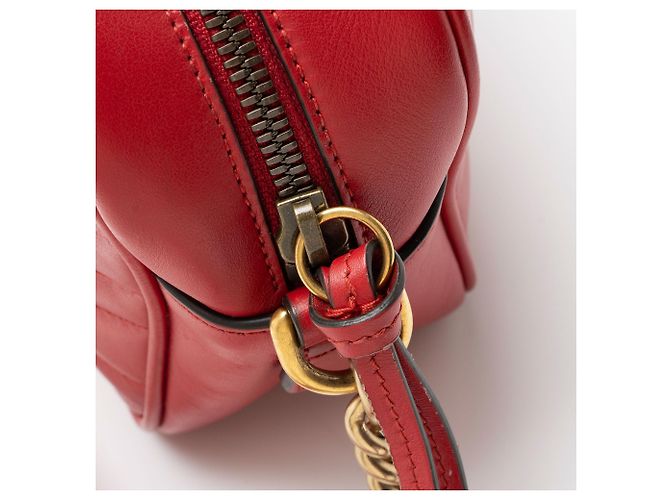 Borsa a tracolla Gucci Matelassé in pelle GG Marmont piccola Rosso - vista 10