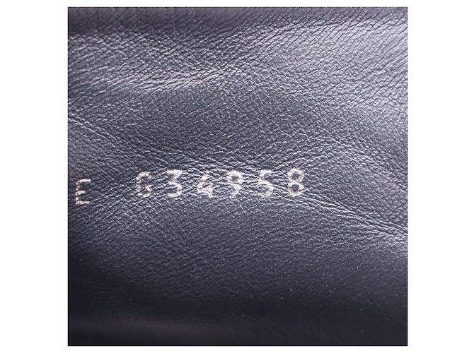 Timeless Botas de combate de terciopelo negro con logo CC entrelazado de Chanel - vista 11